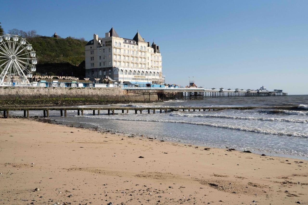 Llandudno Hostel Bagian luar foto