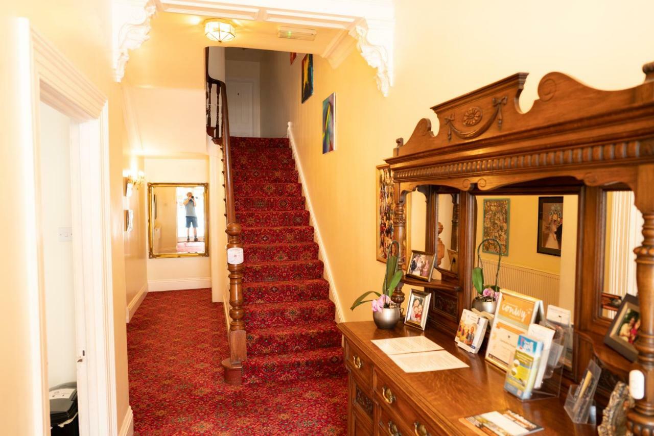 Llandudno Hostel Bagian luar foto