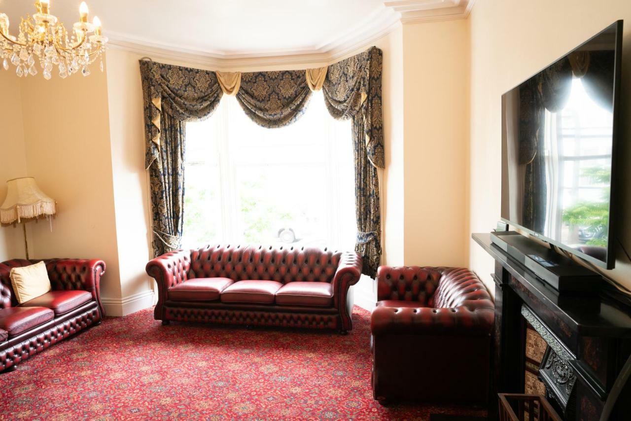 Llandudno Hostel Bagian luar foto